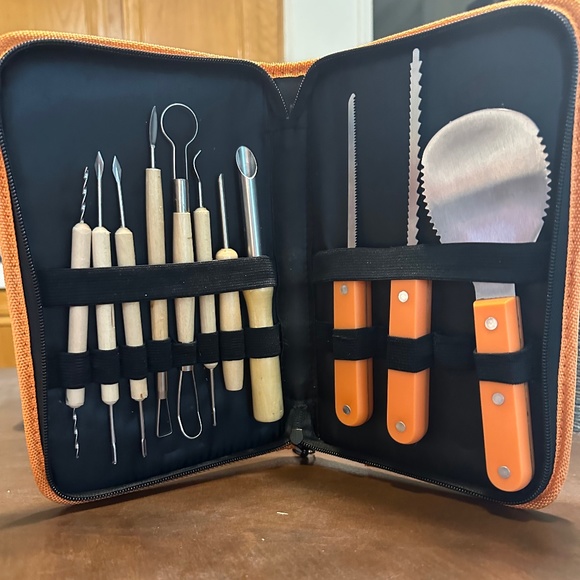 Halloween Haunters Other - 🎃EUC-Halloween Haunters Ultimate 11-Piece Professional Pumpkin Carving Tool Kit
